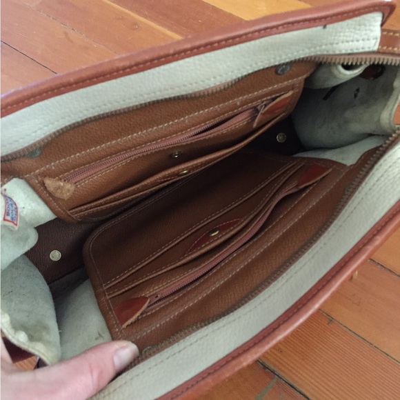 Vintage Dooney and Bourke bag - Picture 4 of 4